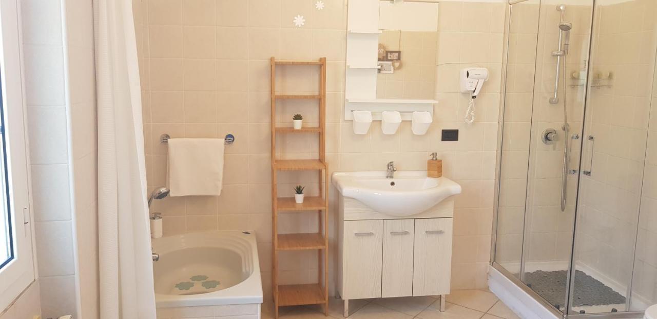 La Dimora Del Sole Apartment ฟีนาเลลีกูเร ภายนอก รูปภาพ